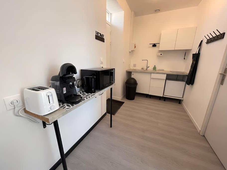 Studio B2 20M2 Cosy 5Min A Pied Des Gares Roanne Esterno foto